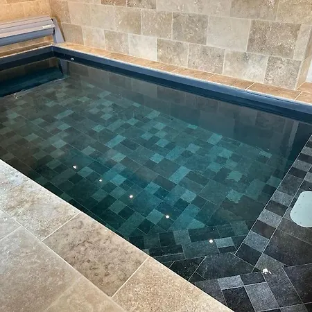 5 Chambres, Piscine Interieure, Proche Du Der *