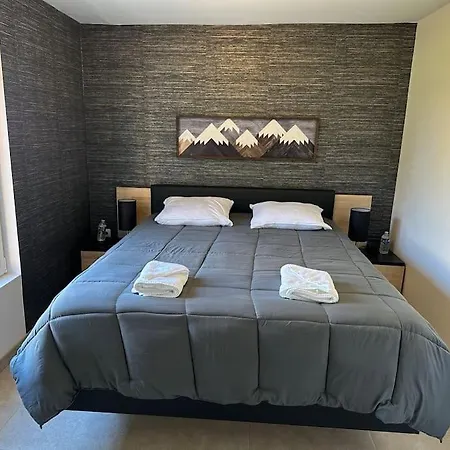 5 Chambres, Piscine Interieure, Proche Du Der Frignicourt