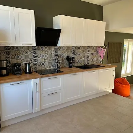 5 Chambres, Piscine Interieure, Proche Du Der Tatil Evi