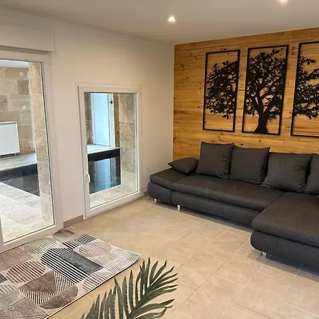 Tatil Evi 5 Chambres, Piscine Interieure, Proche Du Der